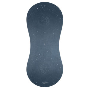 Practice outside the box! Our Curve Mat’s unique hourglass design is made to fit the shape of the human body, giving you the freedom to stretch your boundaries. The slightly bigger size allows you to flow confidently without worrying about staying on your mat. For those of you who are taller, or just like to stretch wide... this is the mat for you! Made with the same performance construction as our best-selling Combo Mat, we fuse an eco-friendly, ultra-absorbent microfiber top layer to a 100% natural rubber base layer to provide the ultimate in sweat management and cushion. And, like the Combo Mat, this mat is "moisture activated," getting grippier the more you sweat. Available in 3.5mm thickness only.