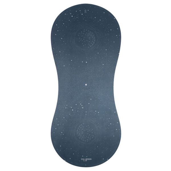 Practice outside the box! Our Curve Mat’s unique hourglass design is made to fit the shape of the human body, giving you the freedom to stretch your boundaries. The slightly bigger size allows you to flow confidently without worrying about staying on your mat. For those of you who are taller, or just like to stretch wide... this is the mat for you! Made with the same performance construction as our best-selling Combo Mat, we fuse an eco-friendly, ultra-absorbent microfiber top layer to a 100% natural rubber base layer to provide the ultimate in sweat management and cushion. And, like the Combo Mat, this mat is "moisture activated," getting grippier the more you sweat. Available in 3.5mm thickness only.